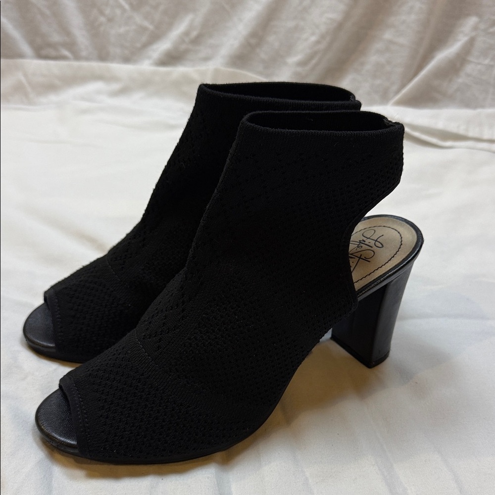 Life Stride Black Knit Peep-Toe Heeled Boots size 8.5 stretchy and comfortable